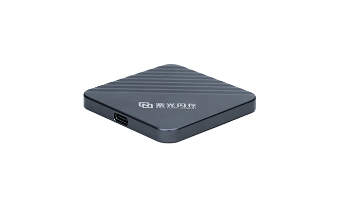 紫光闪存 UNIS FLASH MEMORYType-c USB3.2移动固态硬盘（PSSD）